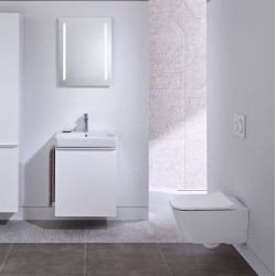 Tualetes pods piekaramais Geberit SMYLE Square Rimfree ar Soft Close vāku, balts