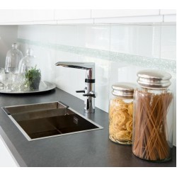 Virtuves izlietnes maisītājs ar bezkontakta funkciju ORAS OPTIMA,5V 2727