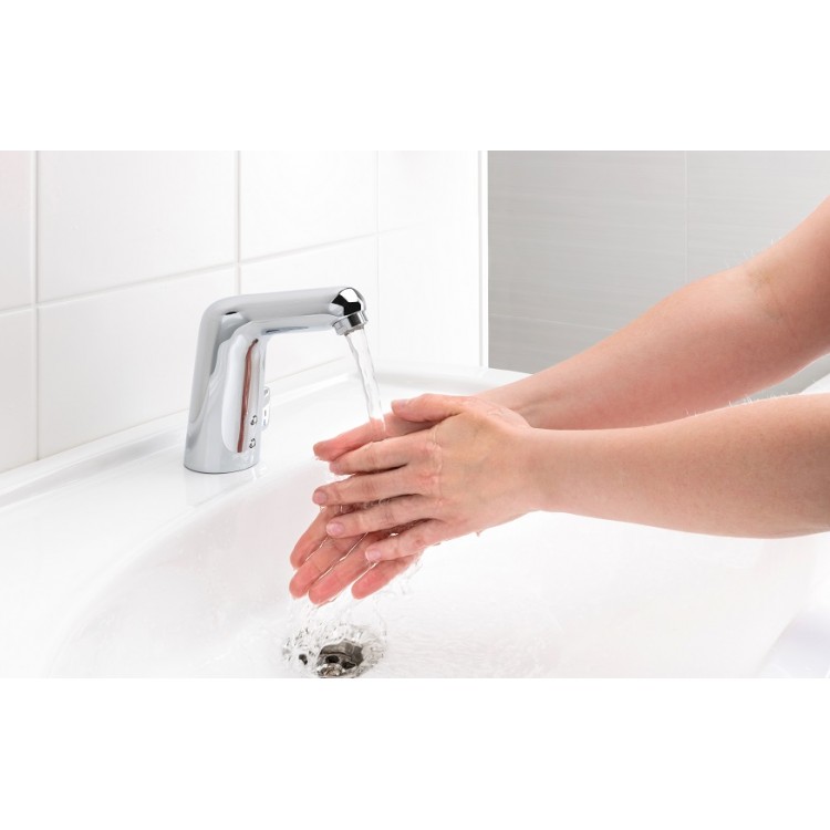 Bezkontakta izlietnes jaucējkrāns ORAS MEDIPRO, 6V, 5551F